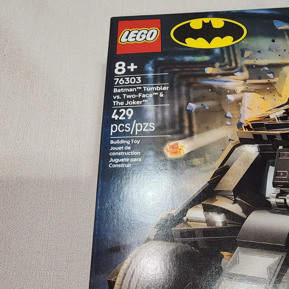 Lego Batman tumbler vs Two-face and Joker chase 429 pieces